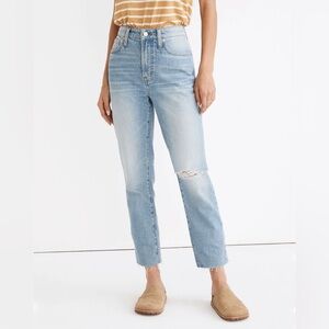 NWT Madewell The Curvy Perfect Vintage Jean in Coney Wash Destroyed Edition 24